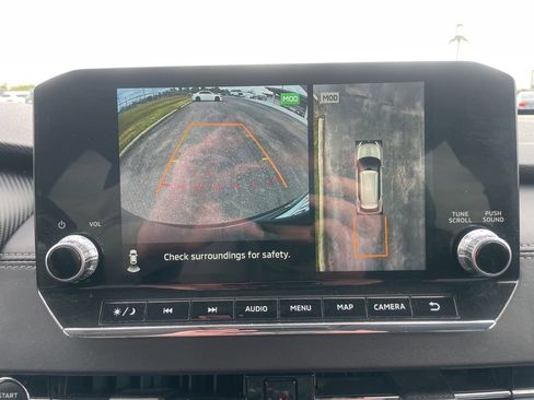 Used 2024 Mitsubishi Outlander SE image 23