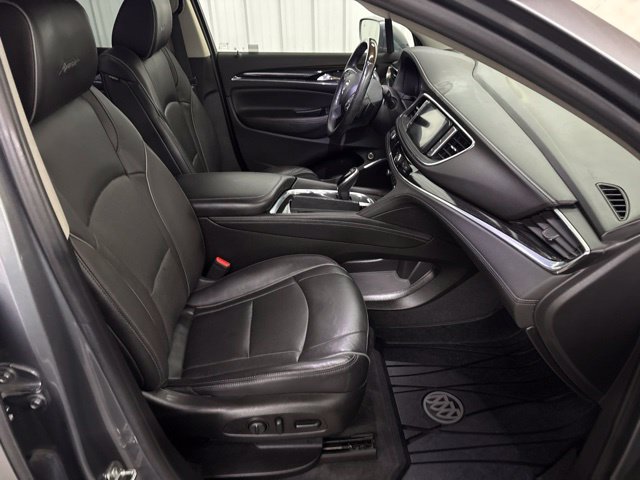 Used 2019 Buick Enclave Avenir w/ Avenir Technology Package AWD/4WD image 29