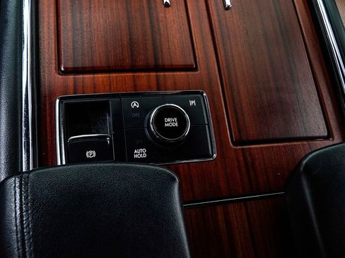 Used 2023 Lincoln Navigator Reserve AWD/4WD image 21