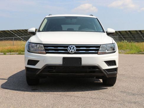 Used 2020 Volkswagen Tiguan S image 7