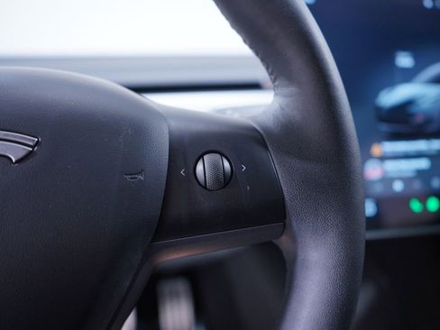 Used 2023 Tesla Model 3 Performance image 19