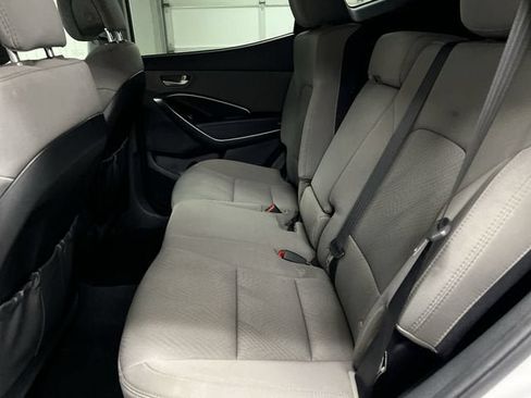 Used 2017 Hyundai Santa Fe Sport FWD image 23