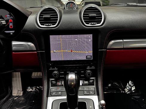 Used 2018 Porsche 718 Cayman GTS image 23