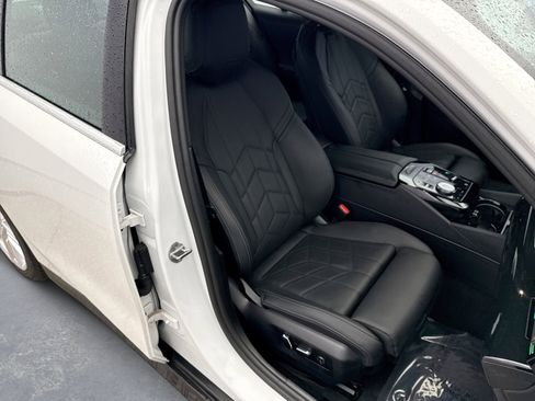 Used 2025 BMW 530i xDrive 530XI AWD image 16