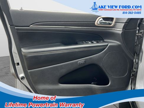 Used 2015 Jeep Grand Cherokee Limited AWD/4WD image 22