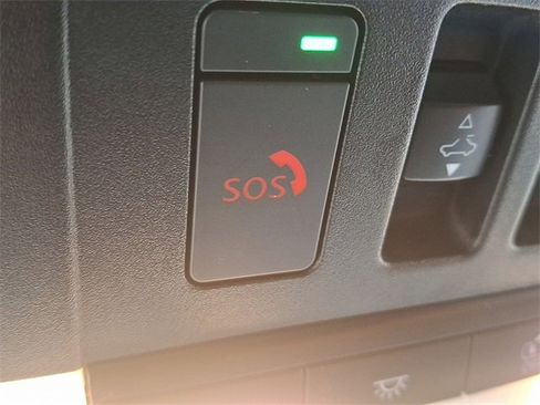 Used 2021 Nissan Rogue SL image 24