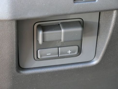 New 2026 GMC Canyon Elevation w/ Convenience Package image 40