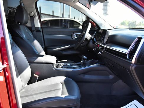 Used 2025 Kia Sorento S w/ Panoramic Sunroof Package FWD image 55