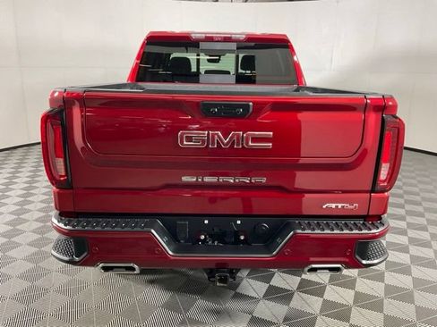Used 2025 GMC Sierra 1500 AT4 w/ AT4 Premium Package AWD/4WD image 5
