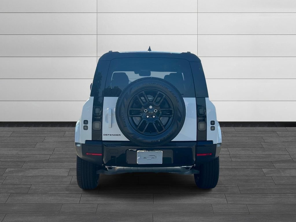 New 2026 Land Rover Defender 110 S AWD/4WD image 4