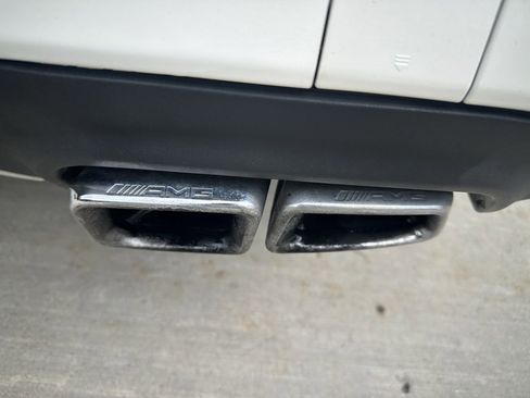 Used 2013 Mercedes-Benz S 63 AMG image 21