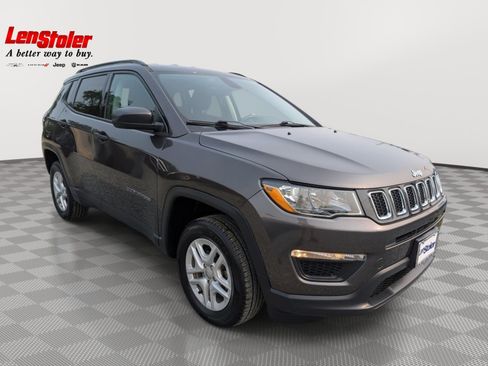 Used 2018 Jeep Compass Sport AWD/4WD image 7