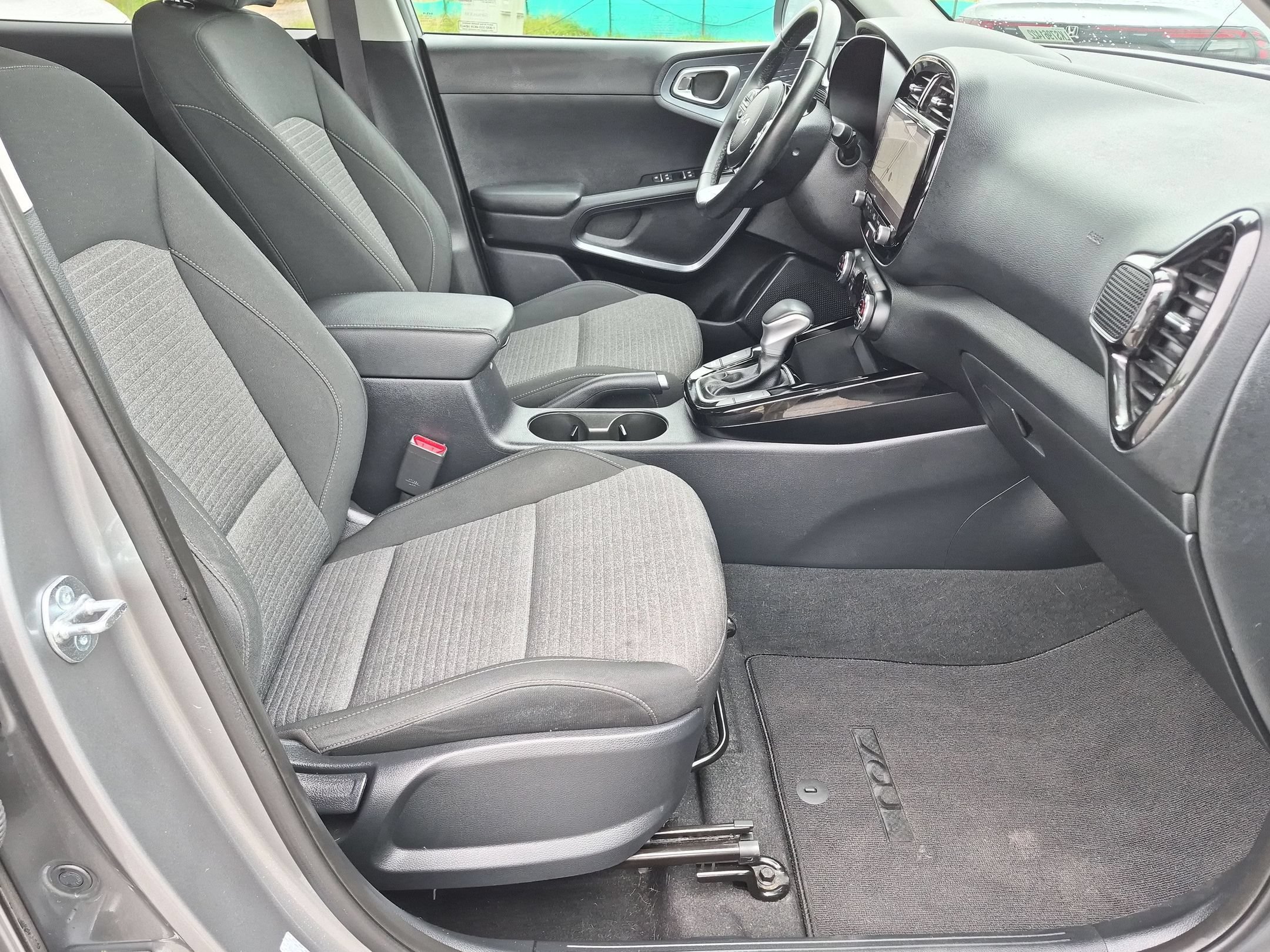 Used 2025 Kia Soul EX FWD image 36