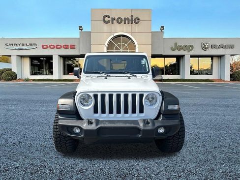 Used 2022 Jeep Wrangler Unlimited Sport w/ Sun And Sound Package AWD/4WD image 8
