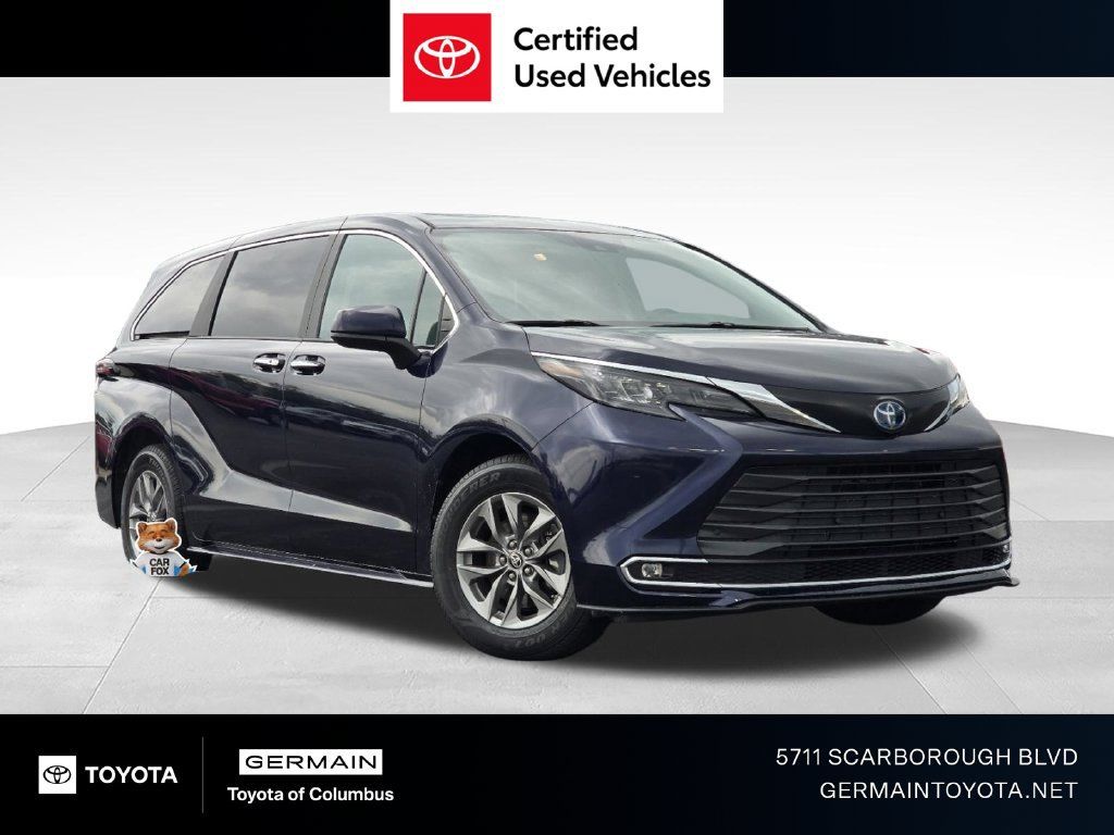 Certified 2024 Toyota Sienna XLE FWD image 1