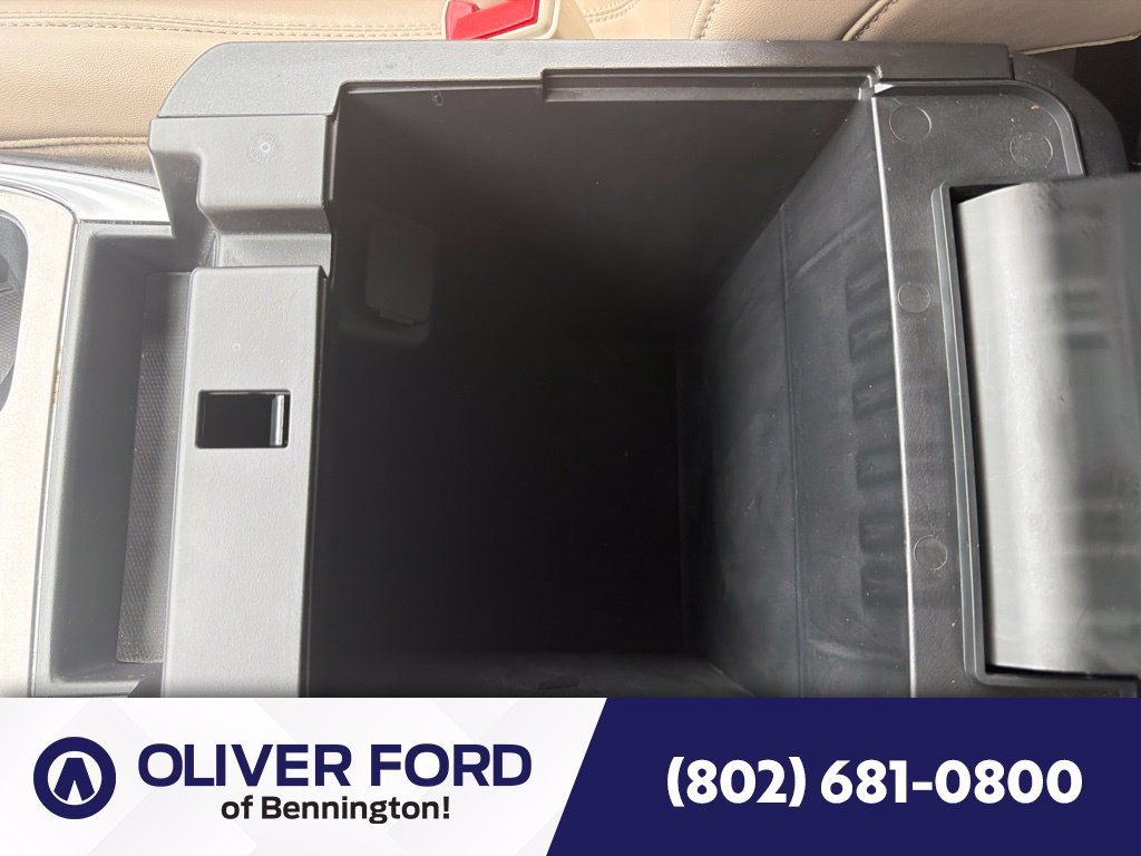 Used 2022 Ford Explorer XLT w/ Equipment Group 202A AWD/4WD image 31