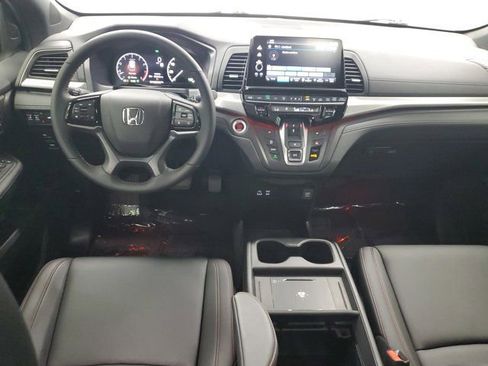 Used 2025 Honda Odyssey Sport-L image 15