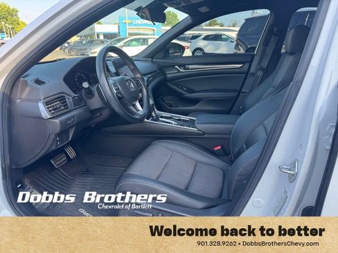 Used 2021 Honda Accord Sport image 10