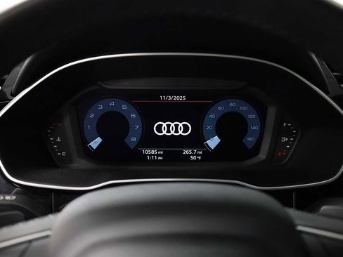 Certified 2025 Audi Q3 2.0T Premium w/ Convenience Package image 22