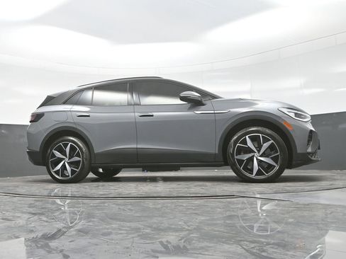 Used 2023 Volkswagen ID.4 Pro S AWD/4WD image 28