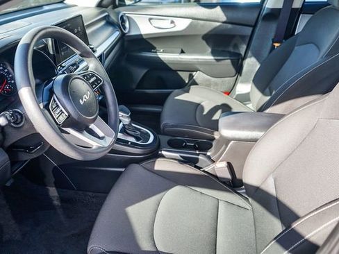 Certified 2023 Kia Forte LXS image 19