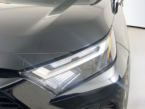 Used 2025 Toyota RAV4 XLE image 11