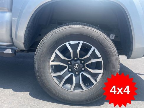 Used 2023 Toyota Tacoma TRD Sport w/ Black Out Package (TMS) AWD/4WD image 14