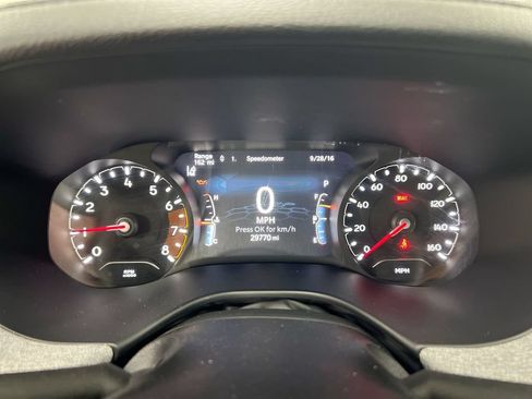 Used 2023 Jeep Compass Latitude AWD/4WD image 12