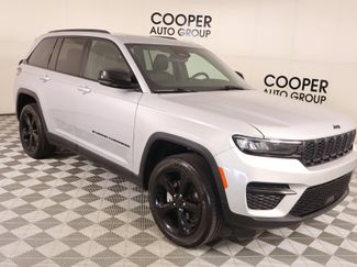 Used 2023 Jeep Grand Cherokee Altitude AWD/4WD 360° Tour