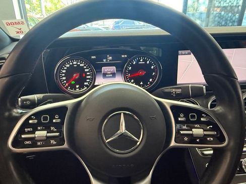 Used 2019 Mercedes-Benz E 300 image 22