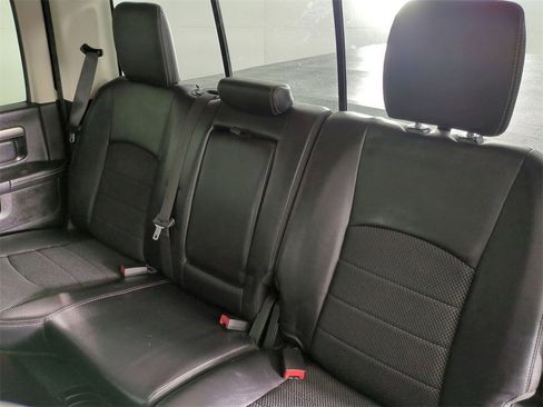 Used 2018 RAM 2500 Big Horn w/ Sport Appearance Group image 21