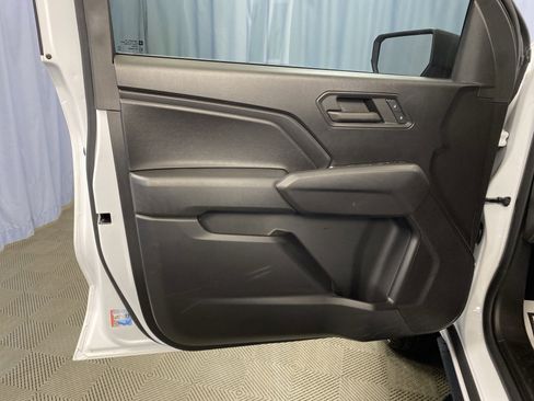 Used 2024 Chevrolet Colorado Trail Boss image 12