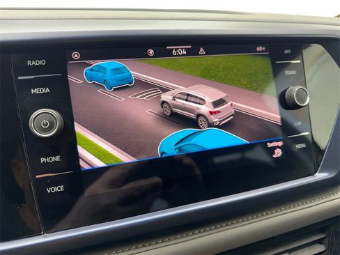 Used 2024 Volkswagen Taos SE image 65