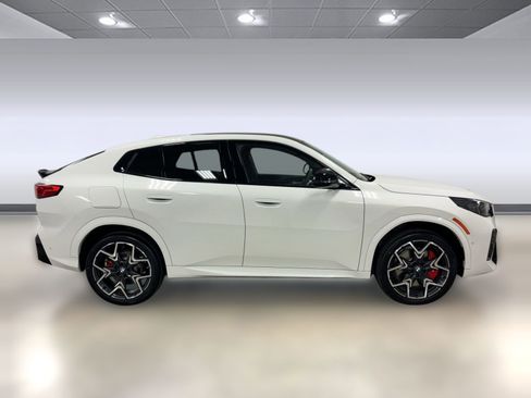 New 2026 BMW X2 xDrive28i w/ Technology Package AWD/4WD image 7