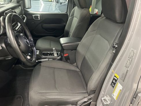 Used 2023 Jeep Wrangler Sport S image 23