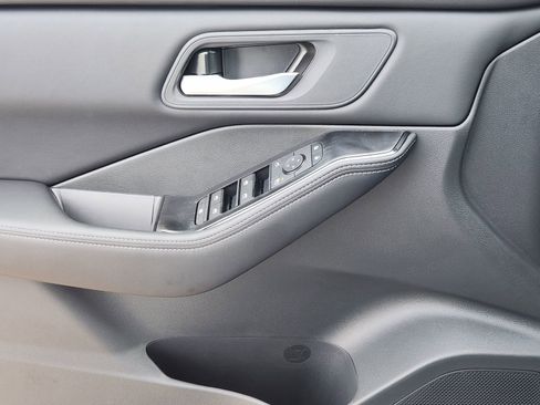 New 2026 Nissan Rogue SV image 19