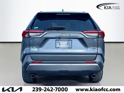 Used 2021 Toyota RAV4 Limited image 4