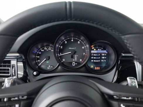 New 2026 Porsche Macan Turbo AWD/4WD image 16