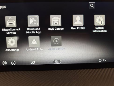 Used 2026 Nissan Kicks SR FWD image 31