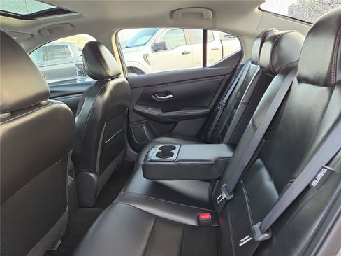 Used 2024 Nissan Sentra SR w/ SR Premium Package FWD image 24