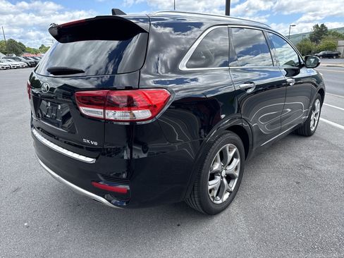 Used 2017 Kia Sorento SX AWD/4WD image 4