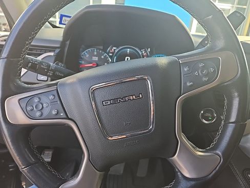 Used 2019 GMC Yukon XL Denali w/ Denali Ultimate Package image 13