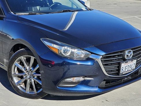 Used 2018 MAZDA MAZDA3 Touring image 5