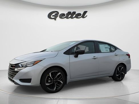 New 2025 Nissan Versa SR w/ Trunk Package FWD image 1