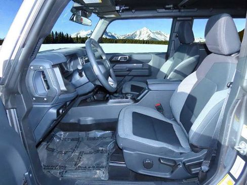 Certified 2025 Ford Bronco Base image 11