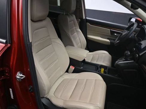 Used 2018 Honda CR-V Touring image 30