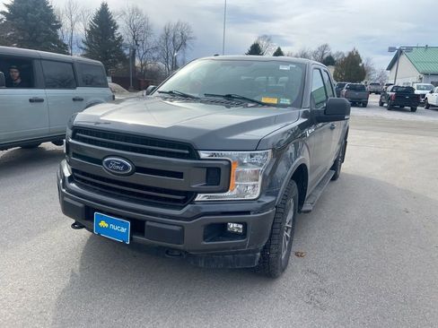 Used 2018 Ford F150 XLT w/ Equipment Group 302A Luxury image 3