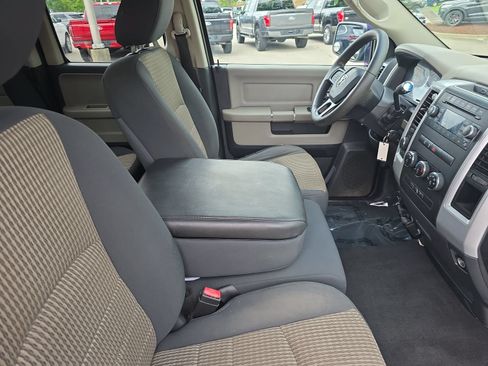Used 2012 RAM 1500 Classic SLT AWD/4WD image 9