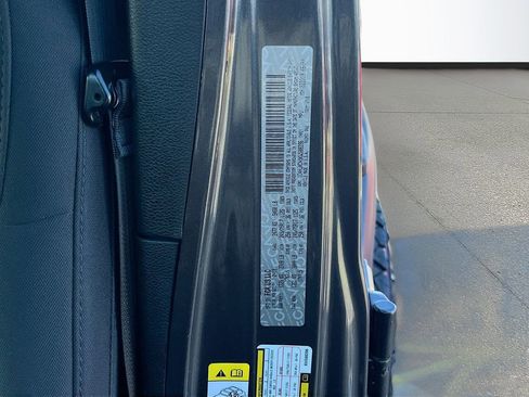 Used 2019 Jeep Wrangler Unlimited Sport S AWD/4WD image 27