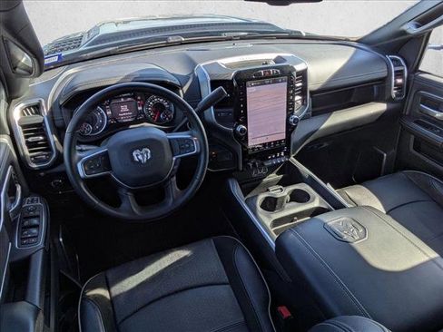 Used 2024 RAM 2500 Laramie w/ Sport Appearance Package image 12